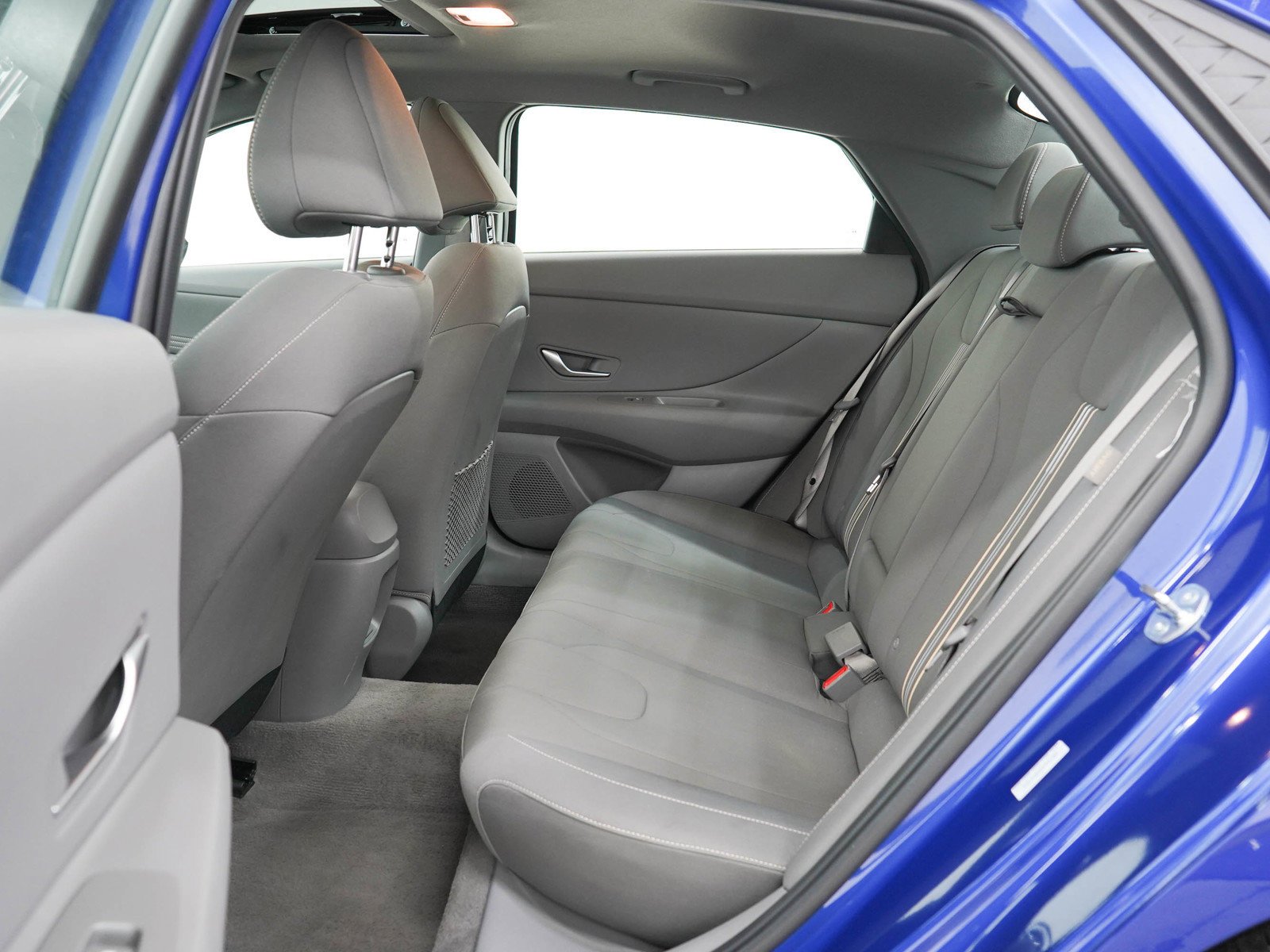 Used 2025 Intense Blue Hyundai SEL Convenience IVT image 19