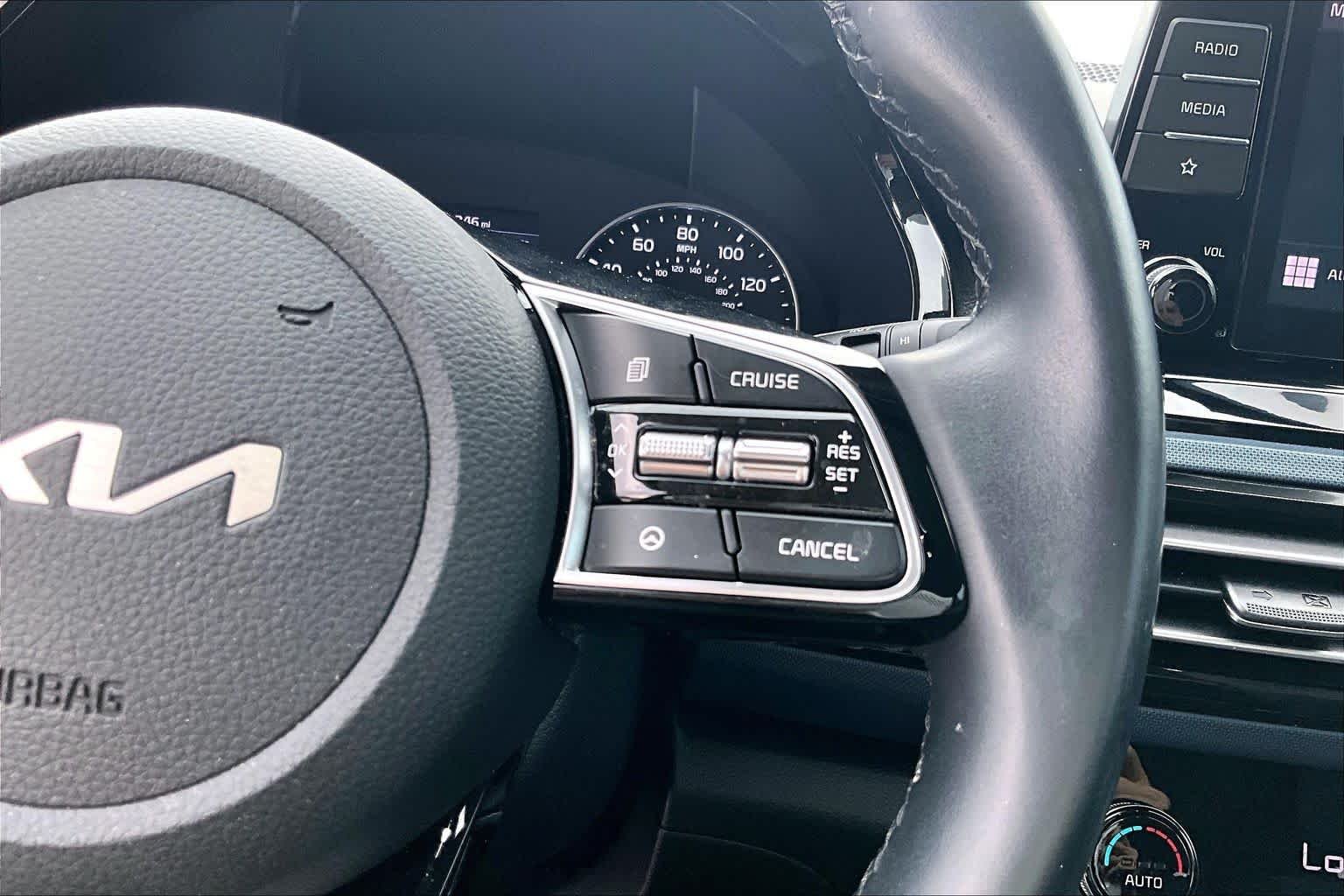 Used 2023 Snow White Pearl Kia S image 23