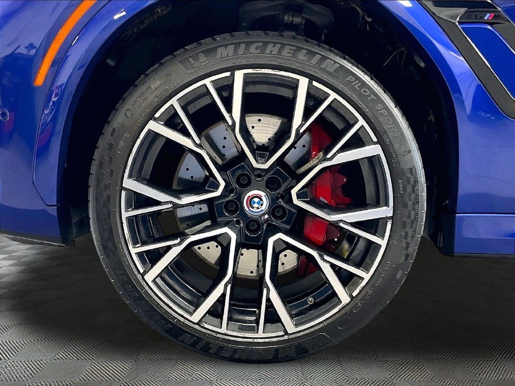 Used 2022 Blue BMW Base image 7