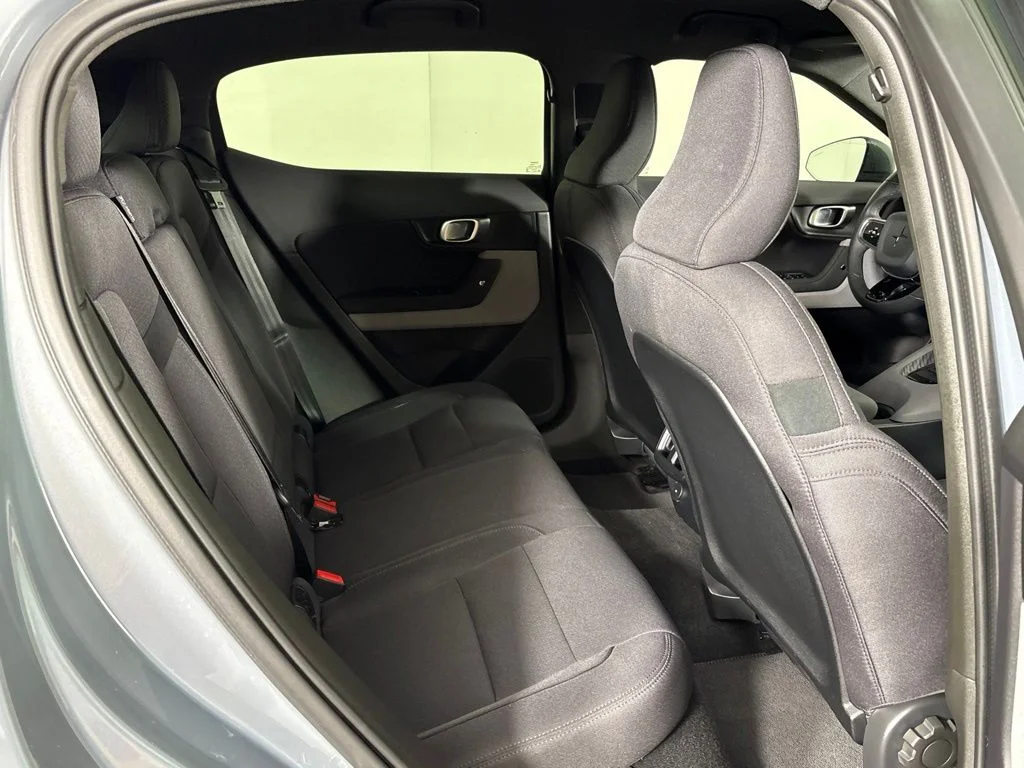 Used 2024 Gray Polestar Long Range Single Motor image 18