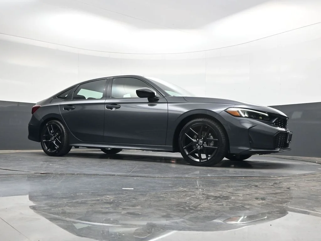 Used 2025 Meteorite Gray Metallic Honda Sport image 39
