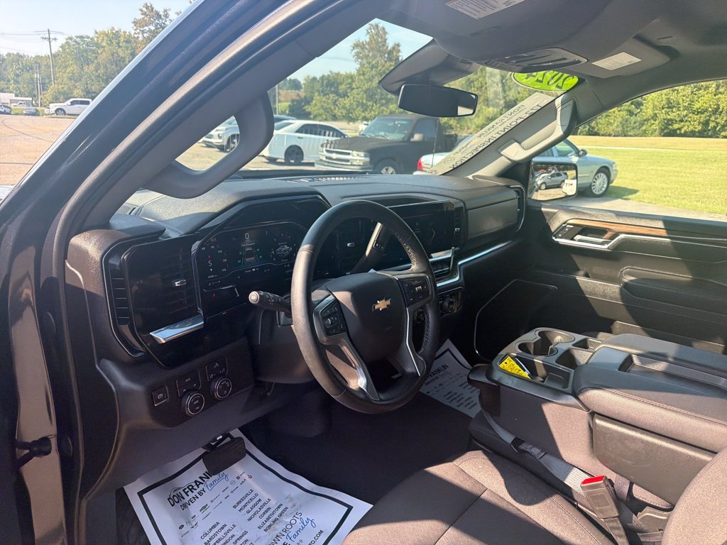 Used 2024 Gray Chevrolet LT image 16