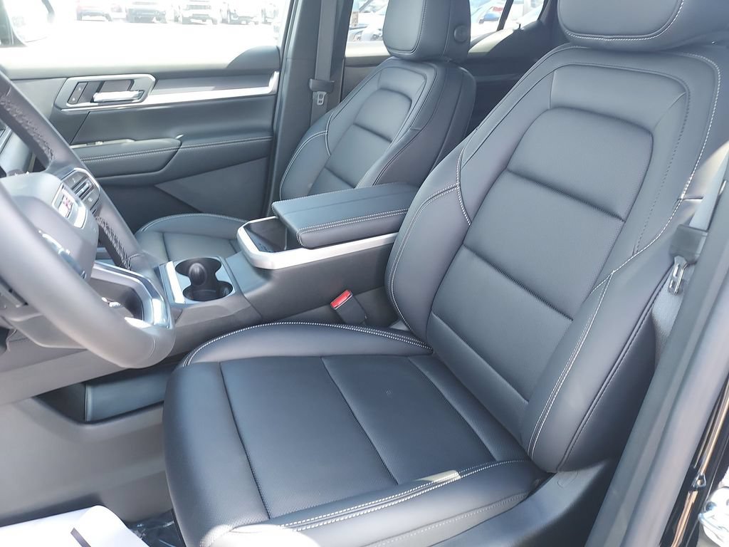 New 2026 Ebony Twilight Metallic GMC Elevation image 17