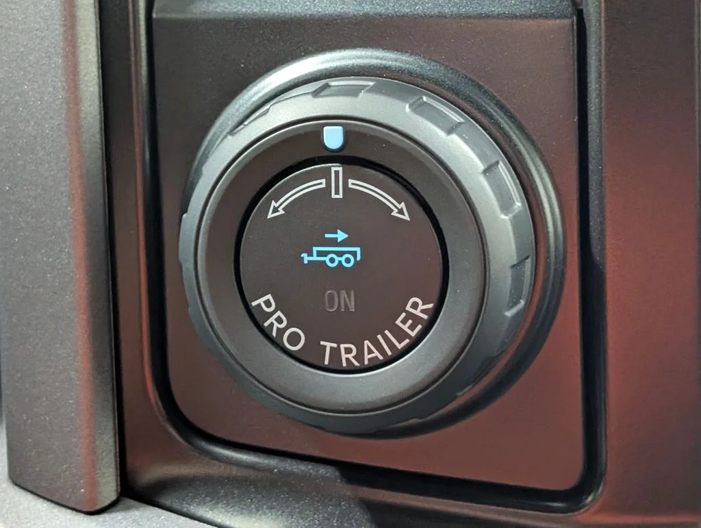 New 2026 Oxford White Ford XLT image 6