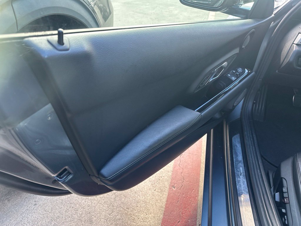 Used 2022 Gray Toyota 3.0 image 6