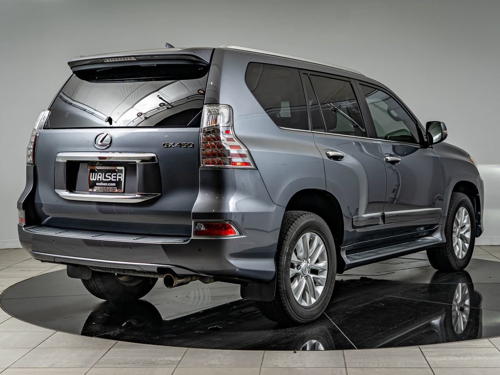 Used 2016 Nebula Gray Pearl Lexus 460 image 5