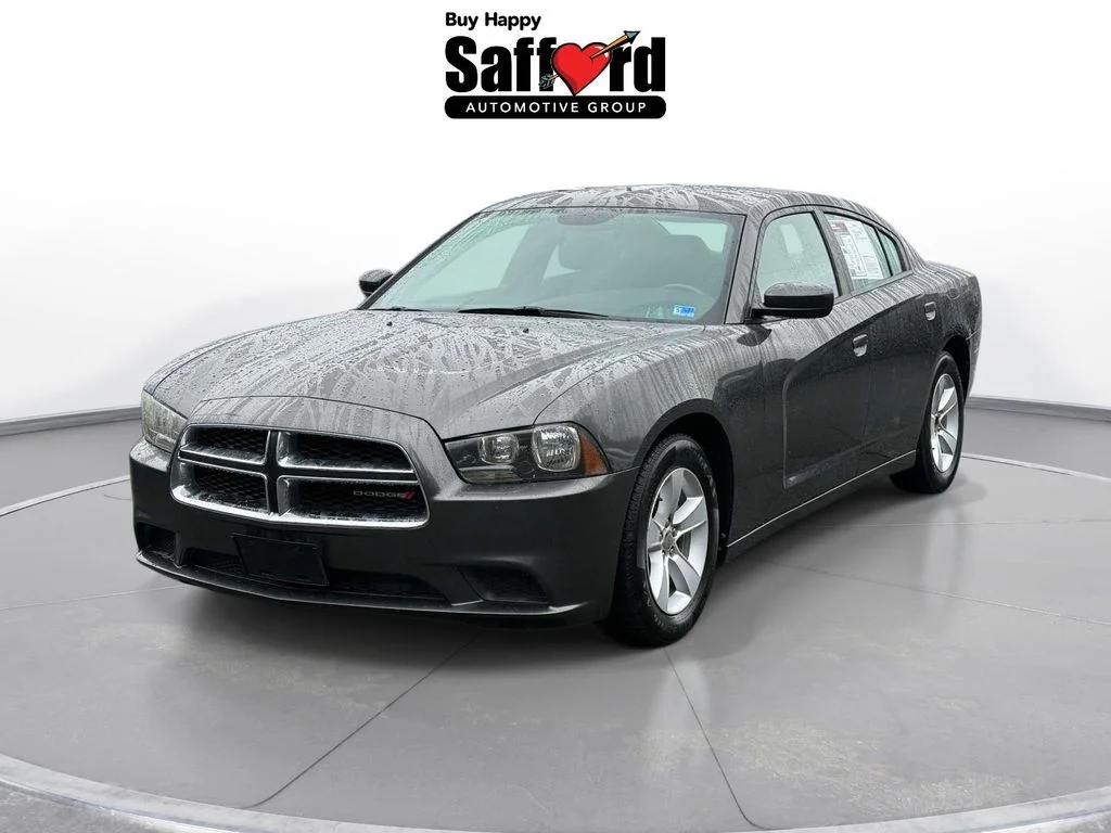 2014 Dodge Charger SE's photo