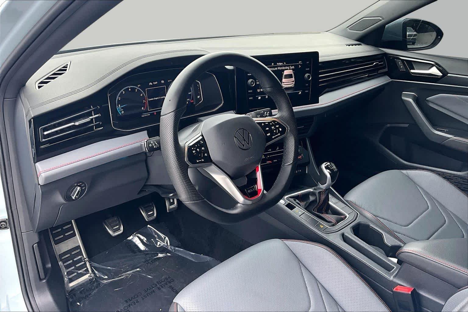 Used 2025 Monument Gray Volkswagen Autobahn image 17