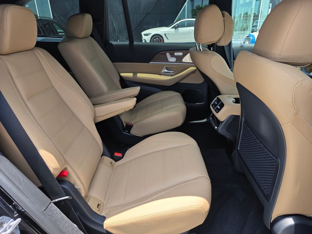 New 2026 Obsidian Black Metallic Mercedes-Benz GLS 580 image 15