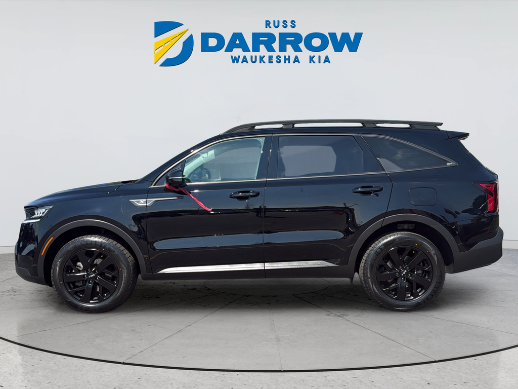 Used 2023 Black Kia X-Line S image 2
