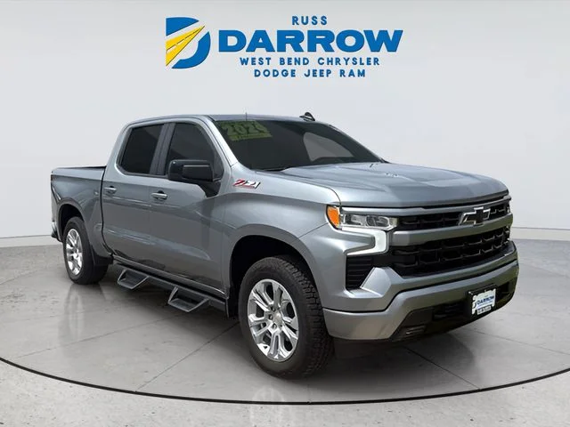 Used 2024 Gray Chevrolet RST image 7