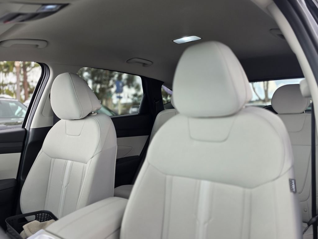 Certified Used 2025 Black Hyundai SEL image 15