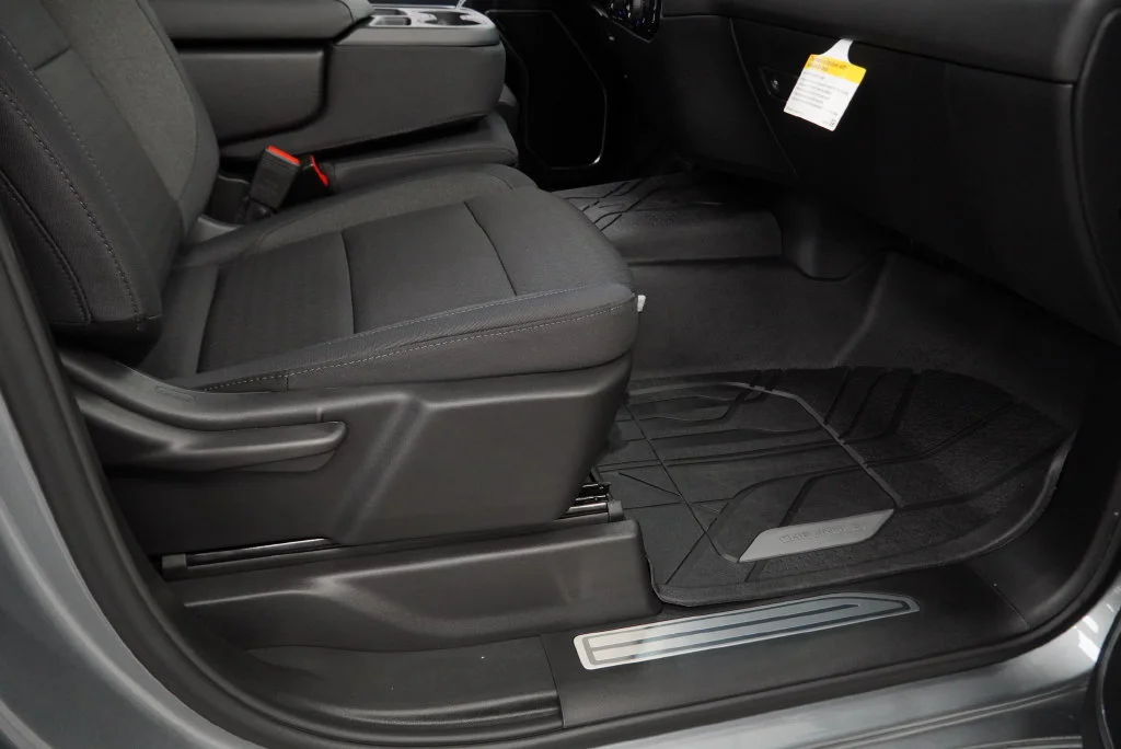 New 2026 Sterling Gray Metallic Chevrolet RST image 29