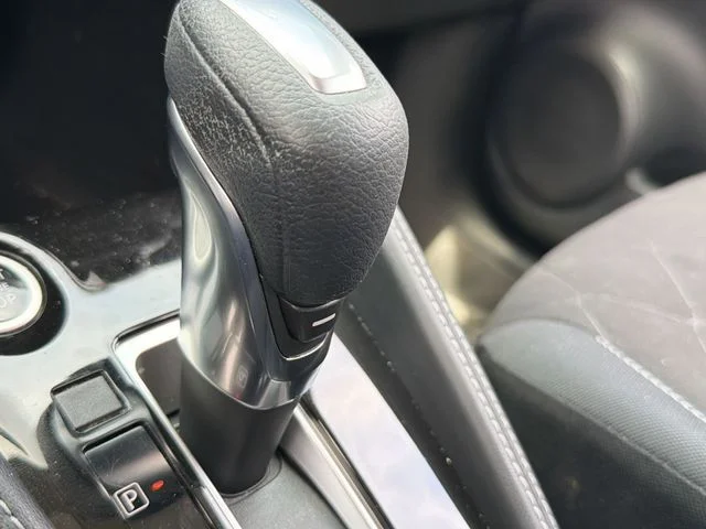 Used 2018 White Nissan SV image 22