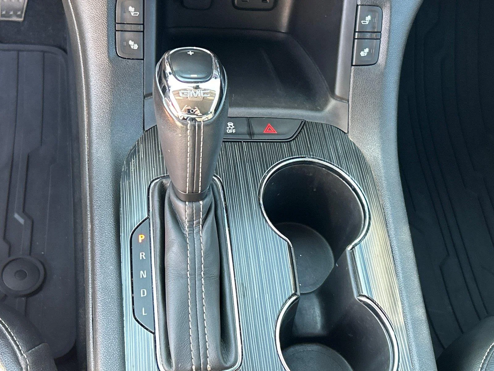 Used 2019 Dark Sky Metallic GMC SLT image 23