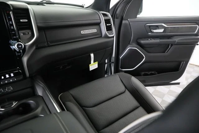 New 2026 Bright White Clear-Coat Exterior Paint RAM Laramie image 22