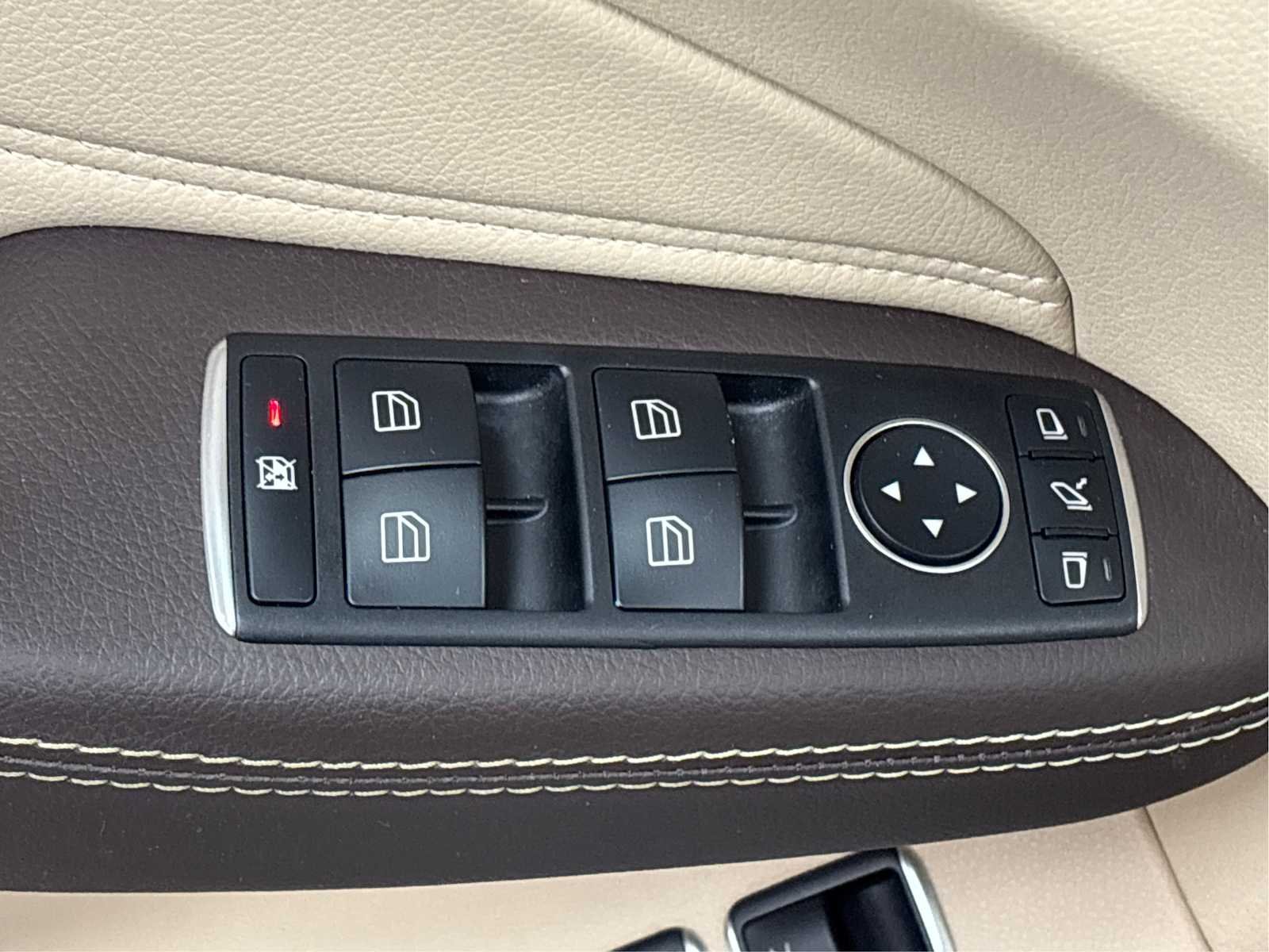 Used 2019 Polar White Mercedes-Benz GLS 450 image 36