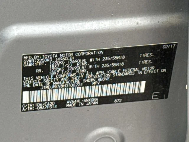 Used 2017 Silver Toyota Limited image 30