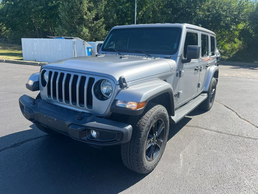Used 2021 Billet Silver Metallic Jeep Unlimited Sahara Altitude image 6
