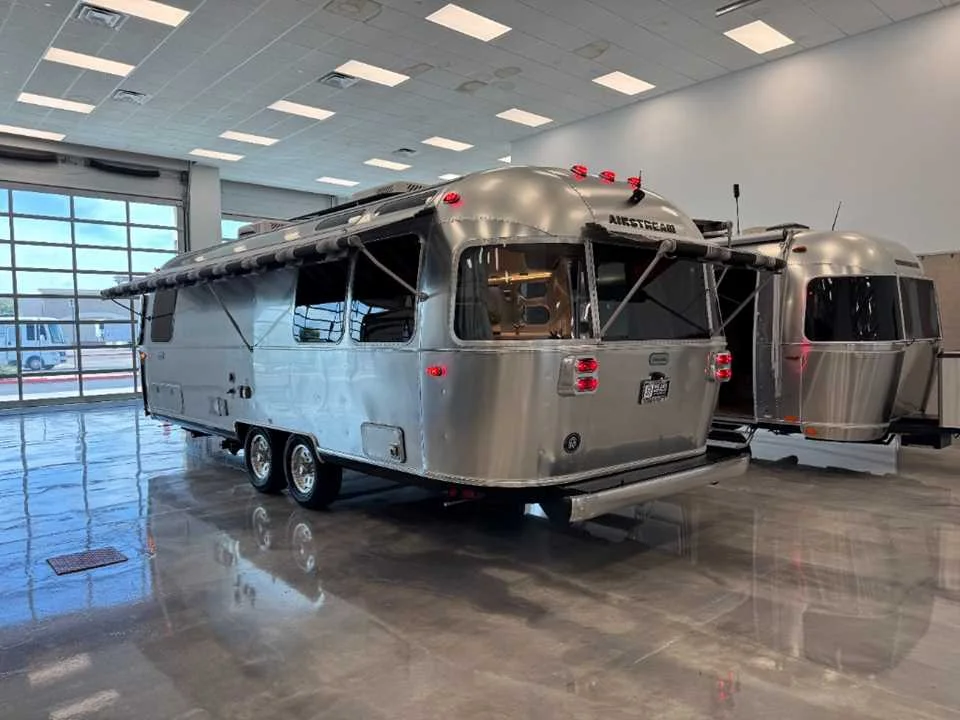 Used 2024 SILVER AIRSTREAM  image 15