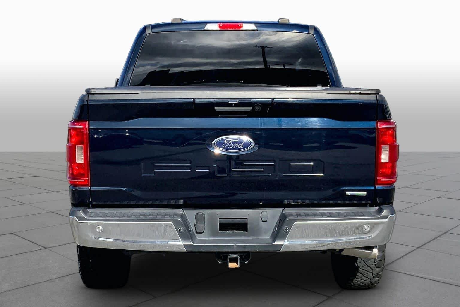 Certified Used 2022 Antimatter Blue Metallic Ford XLT image 5