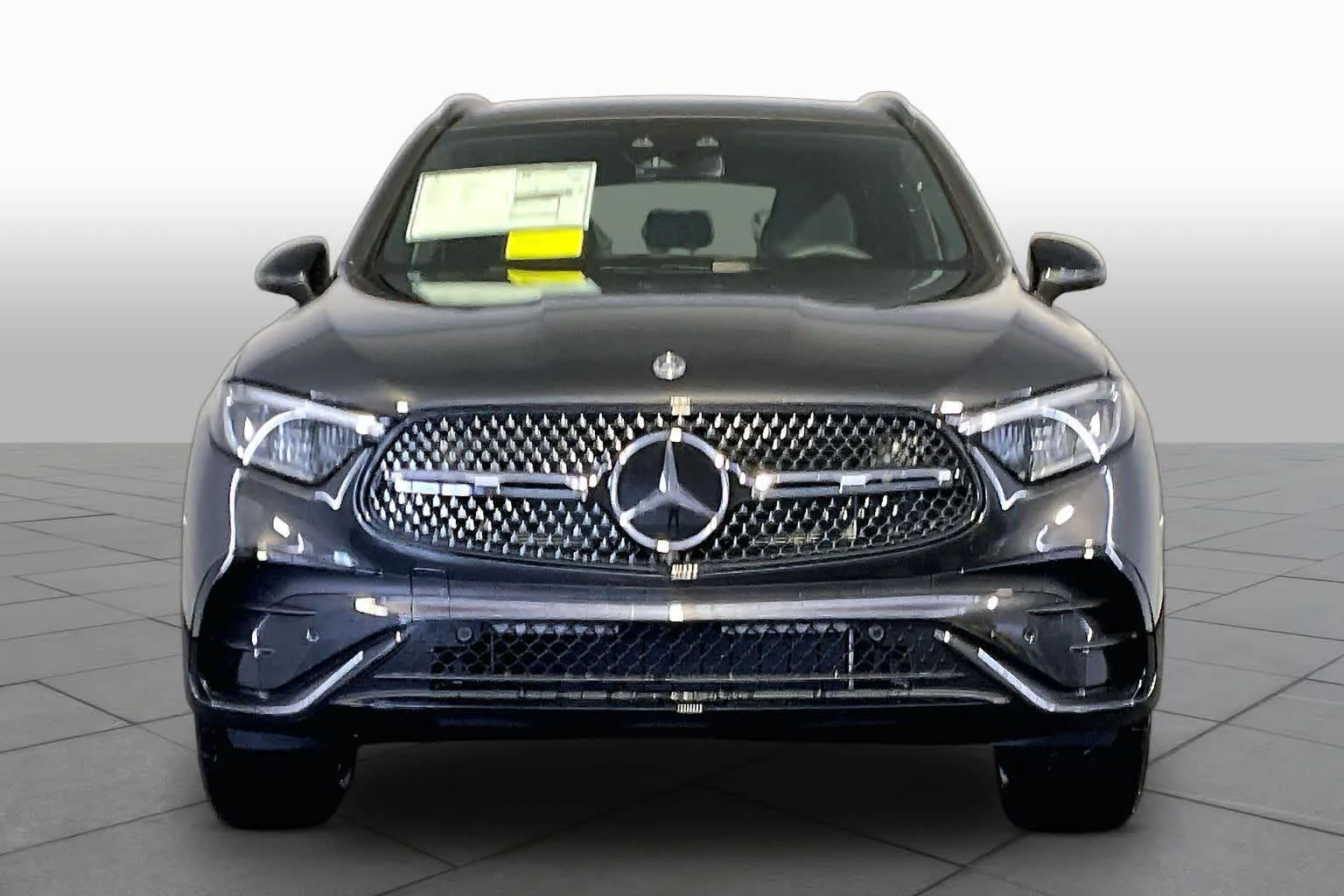 New 2027 Graphite Grey Metallic Mercedes-Benz GLC 300 image 2