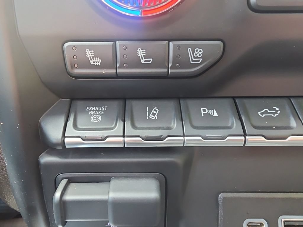Used 2022 SUMMIT WHITE GMC Denali image 7