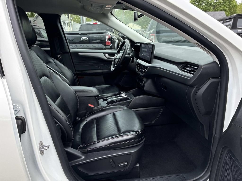 Used 2024 White Ford Platinum image 9