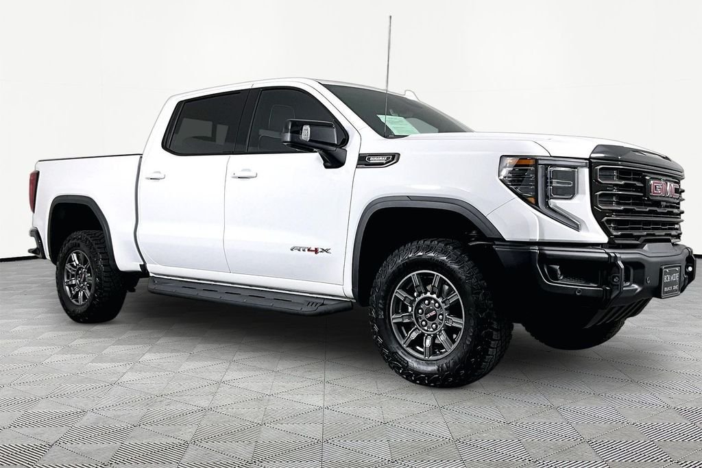 Used 2026 White GMC AT4X image 3