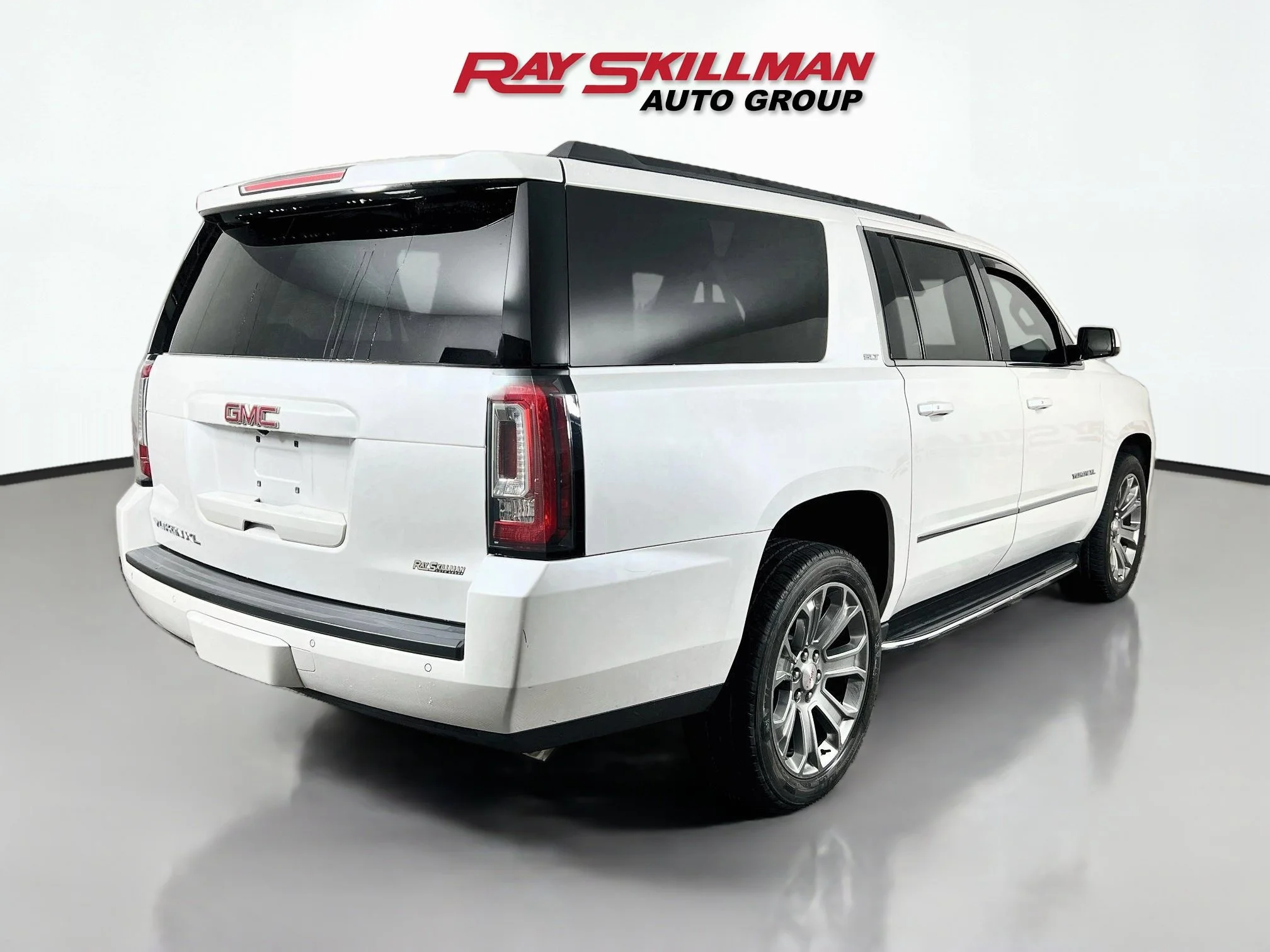Used 2020 White Frost Tricoat GMC SLT image 7