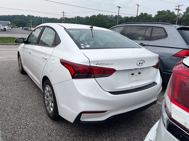 Used 2021 Frost White Pearl Hyundai SE image 3