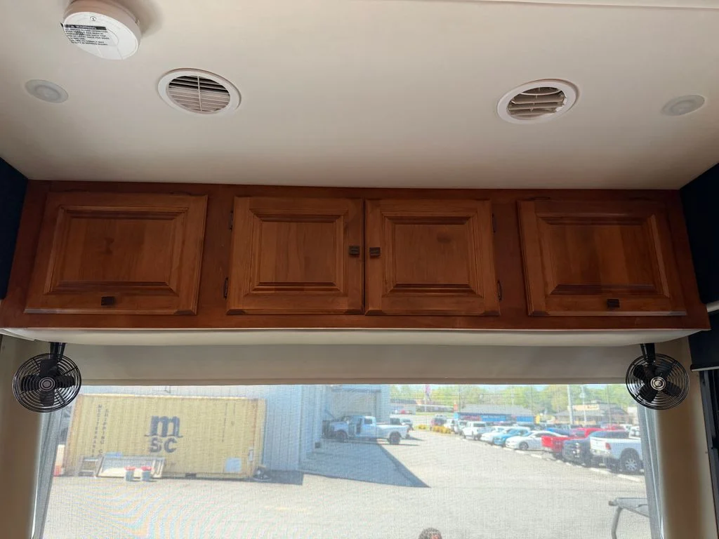Used 2014  Tiffin  image 123