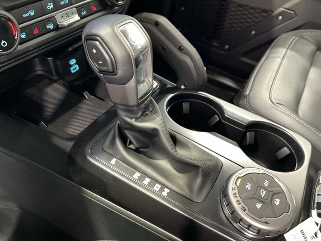 New 2025 Oxford White Ford Badlands® image 15
