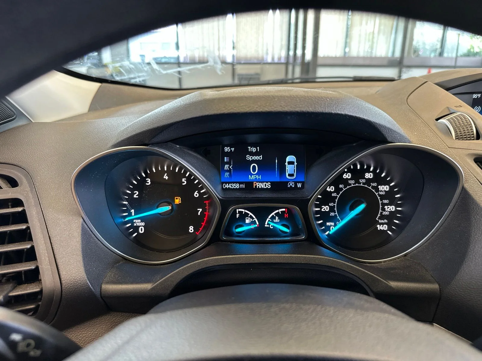 Certified Used 2018 Magnetic Metallic Ford SE image 5