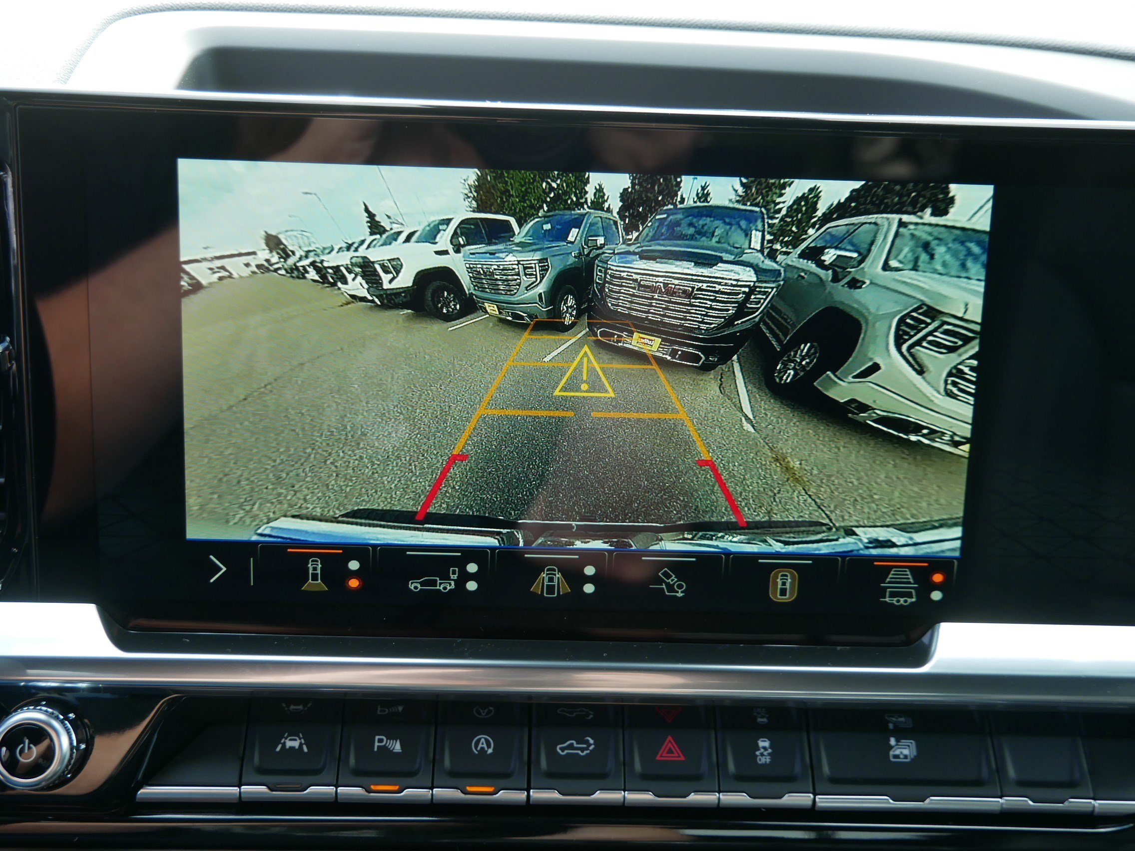 2026 GMC Sierra 1500 SLT - Photo 10