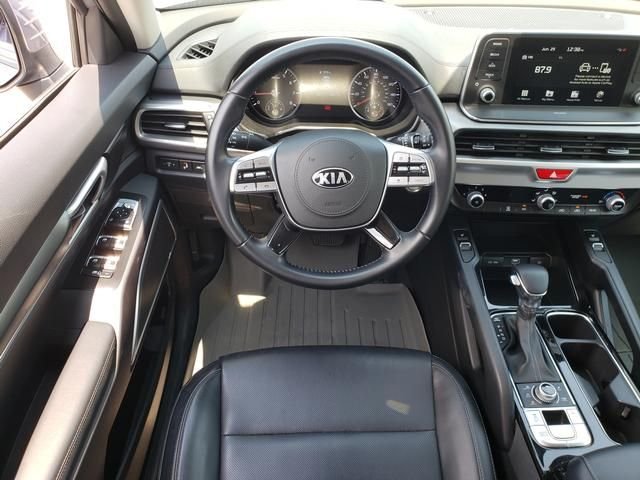 Used 2021 Silver Kia S image 14