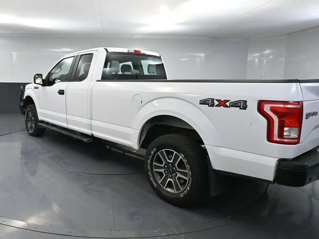 Used 2016 White Ford XL image 5