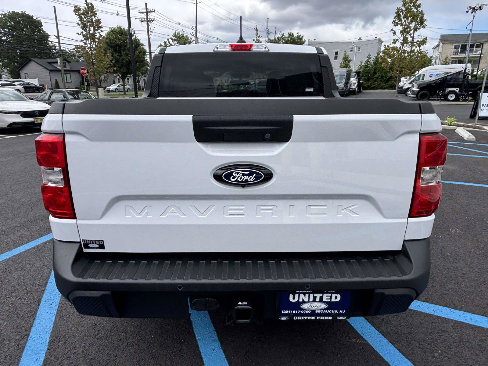 New 2026 Oxford White Ford XLT image 45