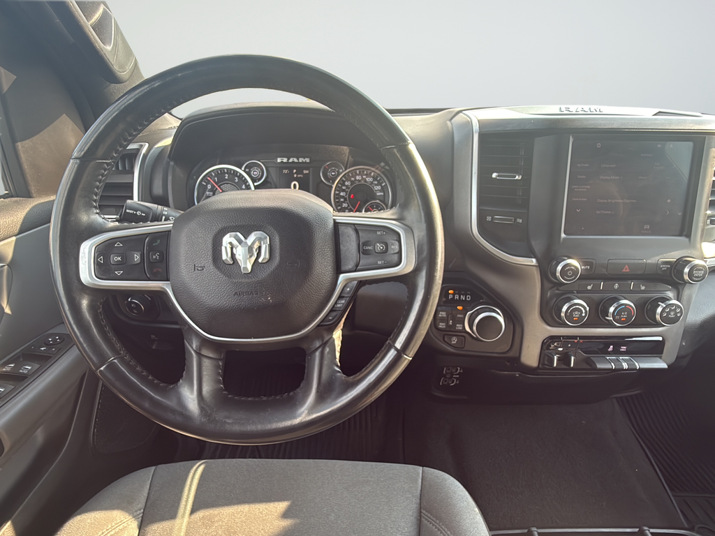 Used 2023 White Ram Big Horn/Lone Star image 11