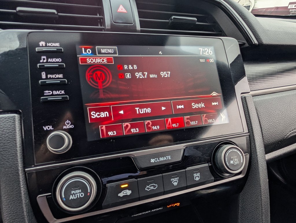 Used 2021  Honda Sport image 20