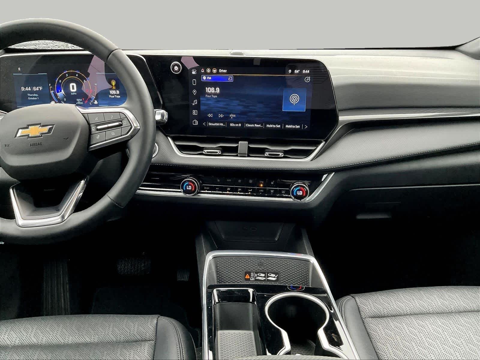 2025 Chevrolet Equinox LT - Photo 11