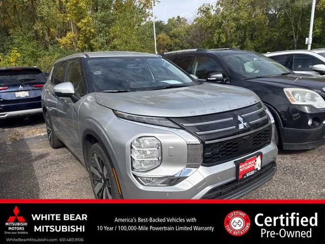 Certified Used 2026 Alloy Silver Metallic Mitsubishi SE image 1