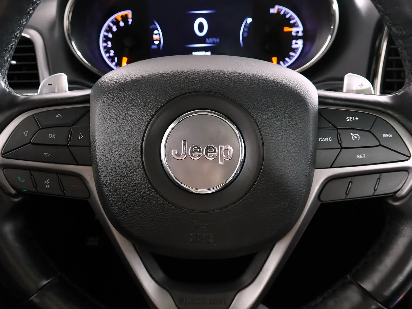 Used 2020 Diamond Black Crystal Pearlcoat Jeep Limited X image 21