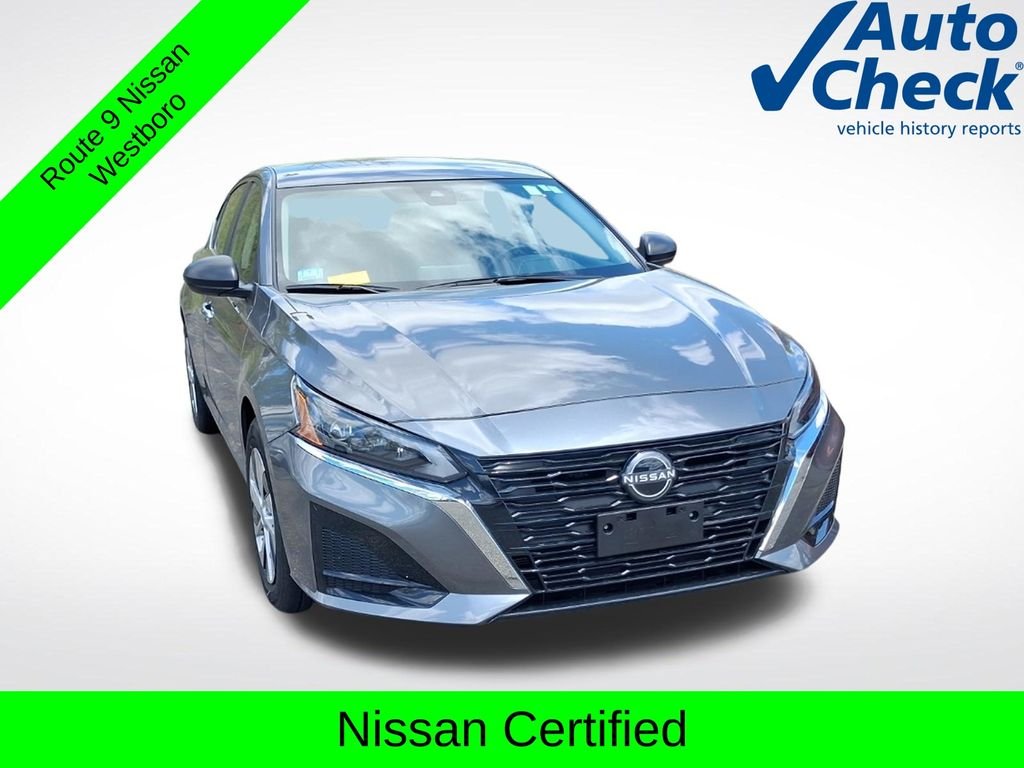 Used 2025 Gray Nissan 2.5 S image 3