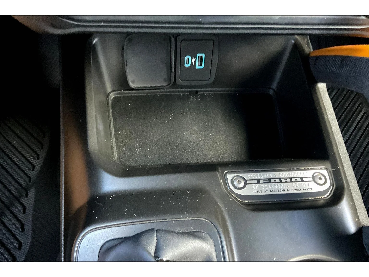 Used 2023  Ford Base image 22