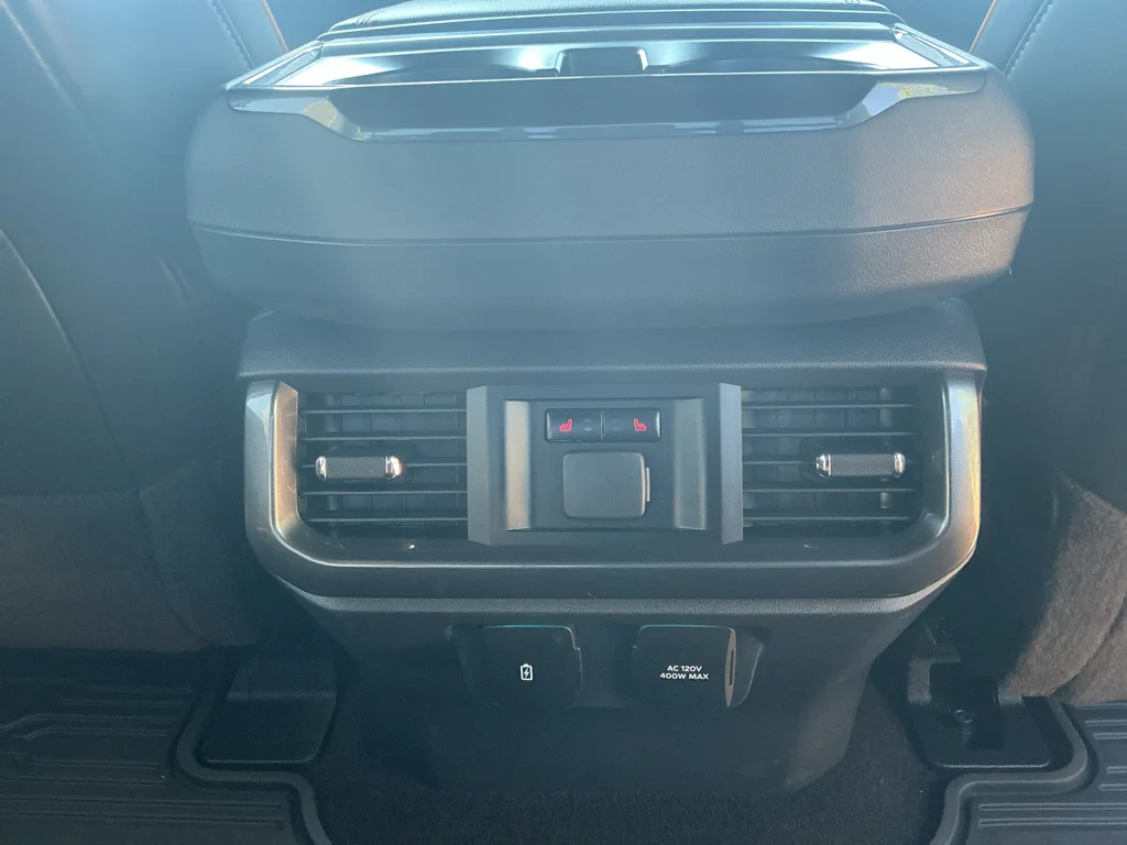 Used 2023 OXFORD WHITE Ford Tremor image 18