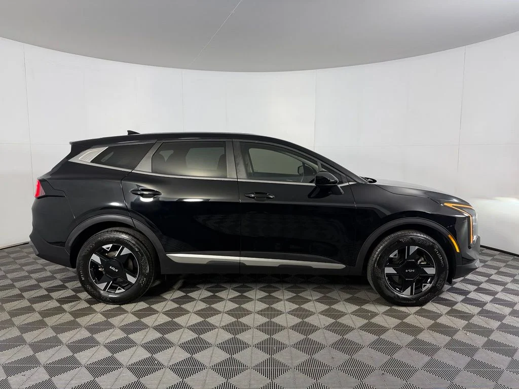 Certified Used 2026 Black Kia LX image 10