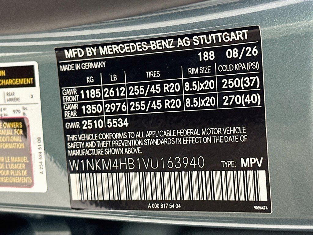 New 2027 Silver Mercedes-Benz GLC 300 image 34