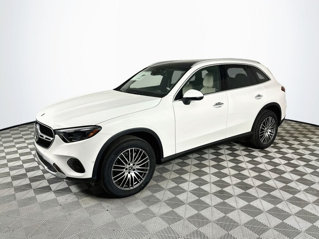 New 2026 Polar White Mercedes-Benz GLC 300 image 3