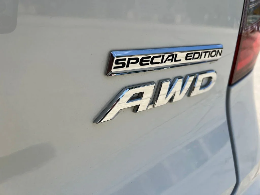 Used 2021 White Honda Special Edition image 11